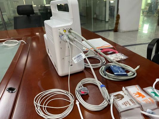 Monitoreo multilingüe de pacientes recién nacidos modular para recién nacidos pediátricos