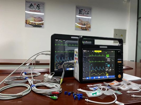 Monitoreo multilingüe veterinario de múltiples parámetros con ECG NIBP SPO2 2Temp