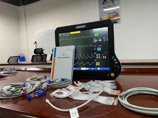 Monitoreo multilingüe veterinario de varios parámetros de 15 pulgadas con contacto con EtCO2 CMS
