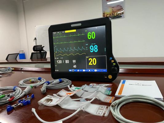 Monitoreo de frecuencia cardíaca quirúrgico Uso veterinario 15 pulgadas con ECG NIBP SPO2
