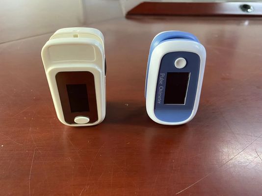 Oximómetro de pulso de pulgada de OLED pequeño ajustable para monitoreo de pulso SpO2