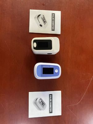 Oxímetro médico portátil para la supervisión de las RRPP SPOR, monitor del pulso de la yema del dedo de OLED del oxígeno de la sangre