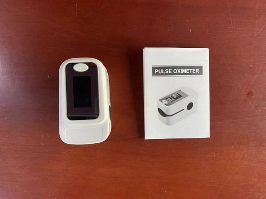 Oxímetro médico del pulso de la yema del dedo de las RRPP SPO2 OLED para la ambulancia del hospital, monitor del oxígeno de la sangre
