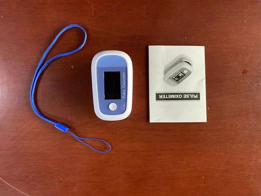Oxímetro portátil del pulso de la yema del dedo de OLED médico para el hogar de la clínica, monitor del oxígeno de la sangre