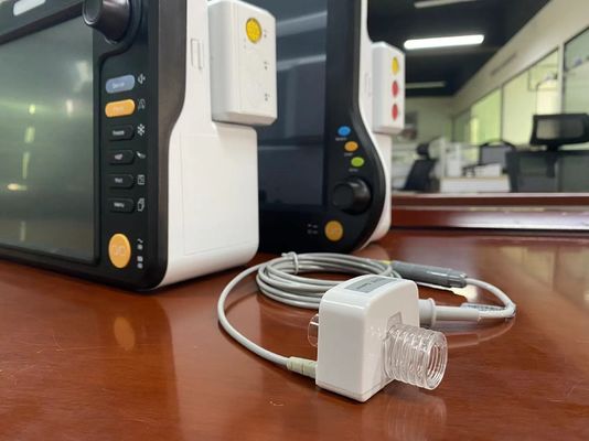 Material de plástico para recién nacidos pediátricos