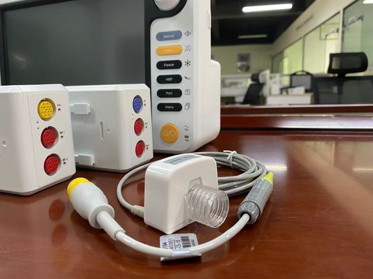 Material de plástico para recién nacidos pediátricos