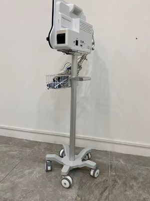carretilla cardiaca del monitor paciente de 800-1020m m con las ruedas silenciosas de 3 pulgadas