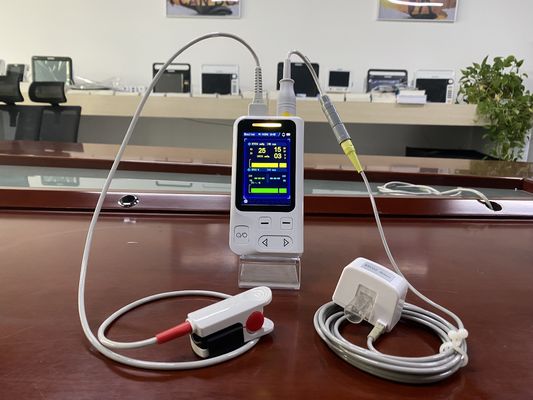 Monitor de signos vitales de mano de 3,5 pulgadas con pantalla LCD TFT con EtCO2 y SPO2