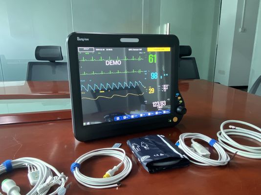 Monitores cardíacos multiparámetros de 15 pulgadas con función compatible con HL7, aplicados en salas de operaciones, UCI, UCC, sala general